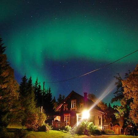 100 Years Old Norwegian Log House In Tromso Villa Екстериор снимка