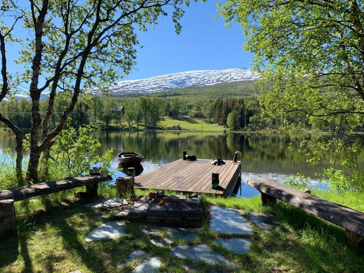 100 Years Old Norwegian Log House In Tromso Villa Екстериор снимка